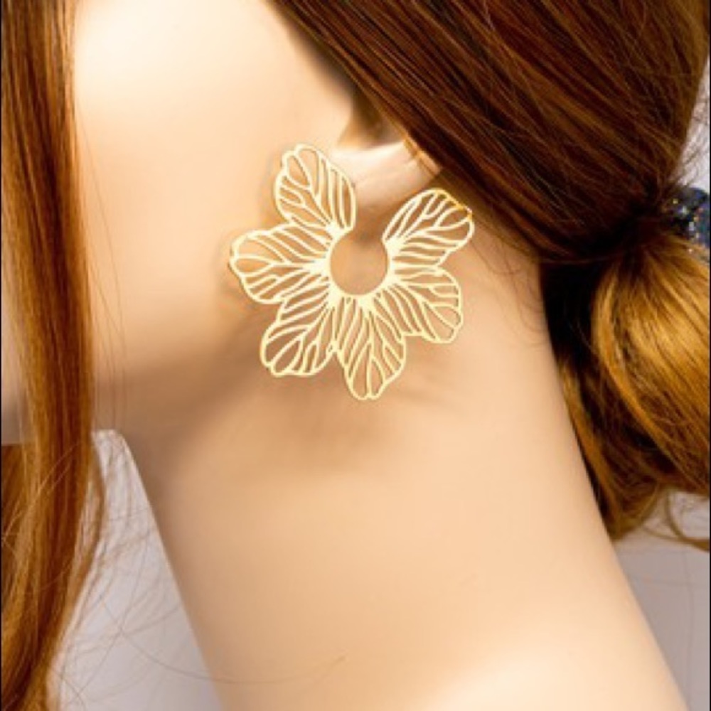 Flower petal earrings